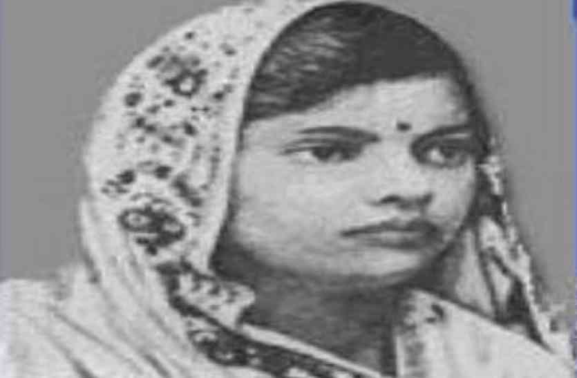 Subhadra Kumari Chauhan biography in hindi