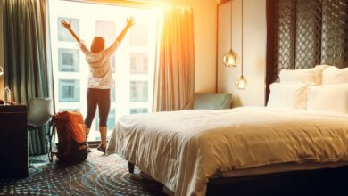 stay into hotels