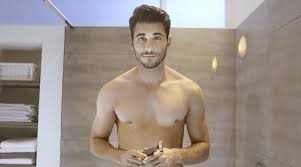 Why Men Should Add Exfoliation Mitts to Their Grooming Routine
