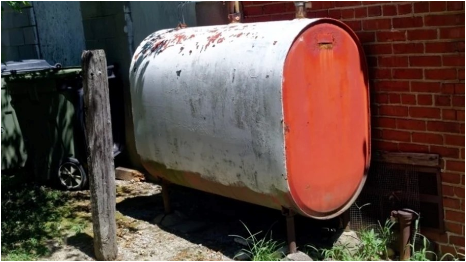 Oil Tank