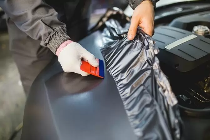 Vehicle Graphics Installer