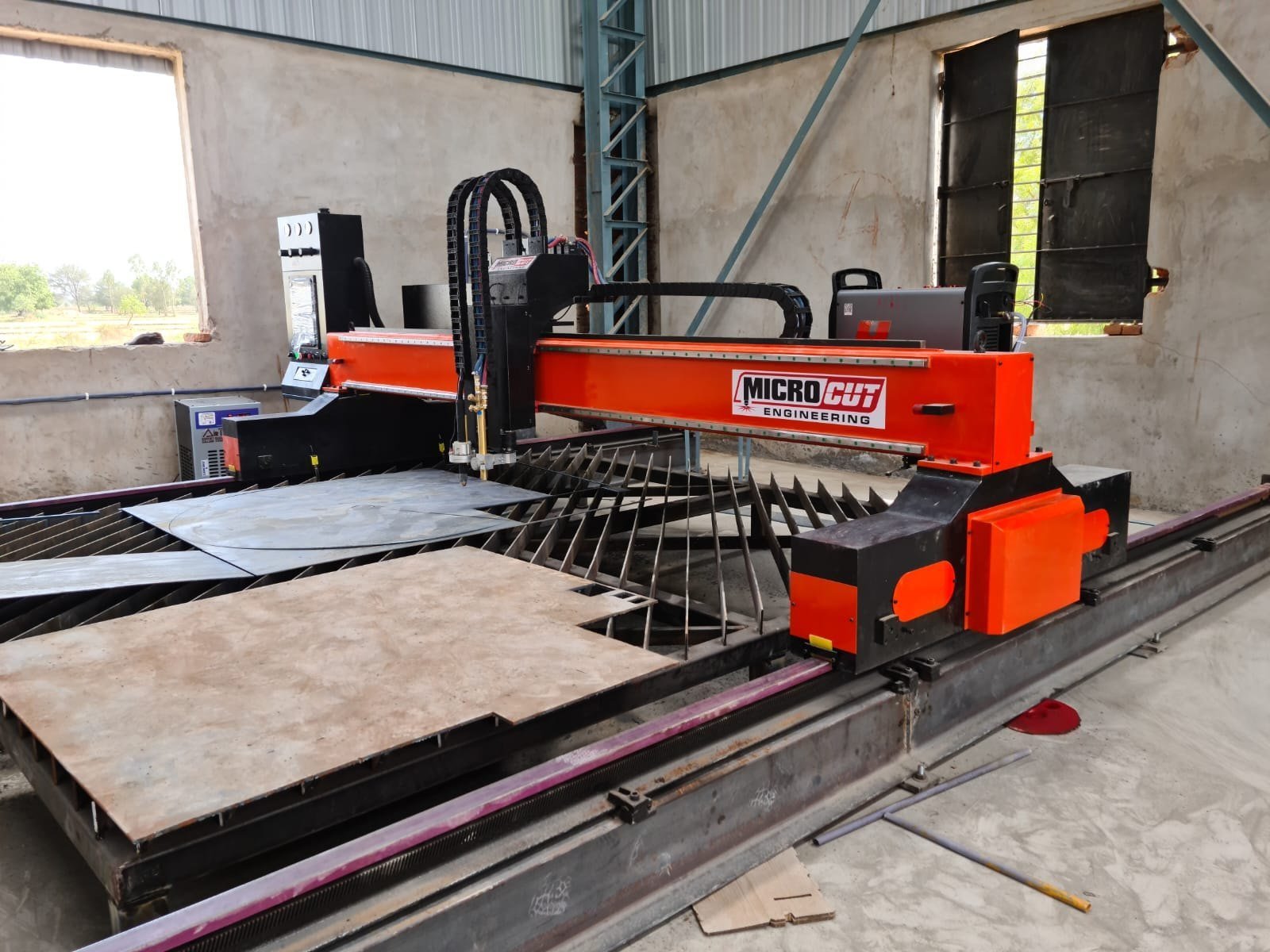 Plasma Cutting Machine